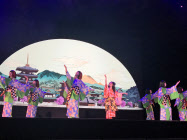 大阪城公園で関西舞台の新歌劇　吉本興業など　　:日本経済新聞